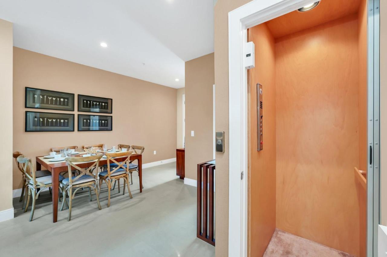 Luxury Villa Less Than A Mile From Disneyworld -Bonus Elevator- Орландо Экстерьер фото