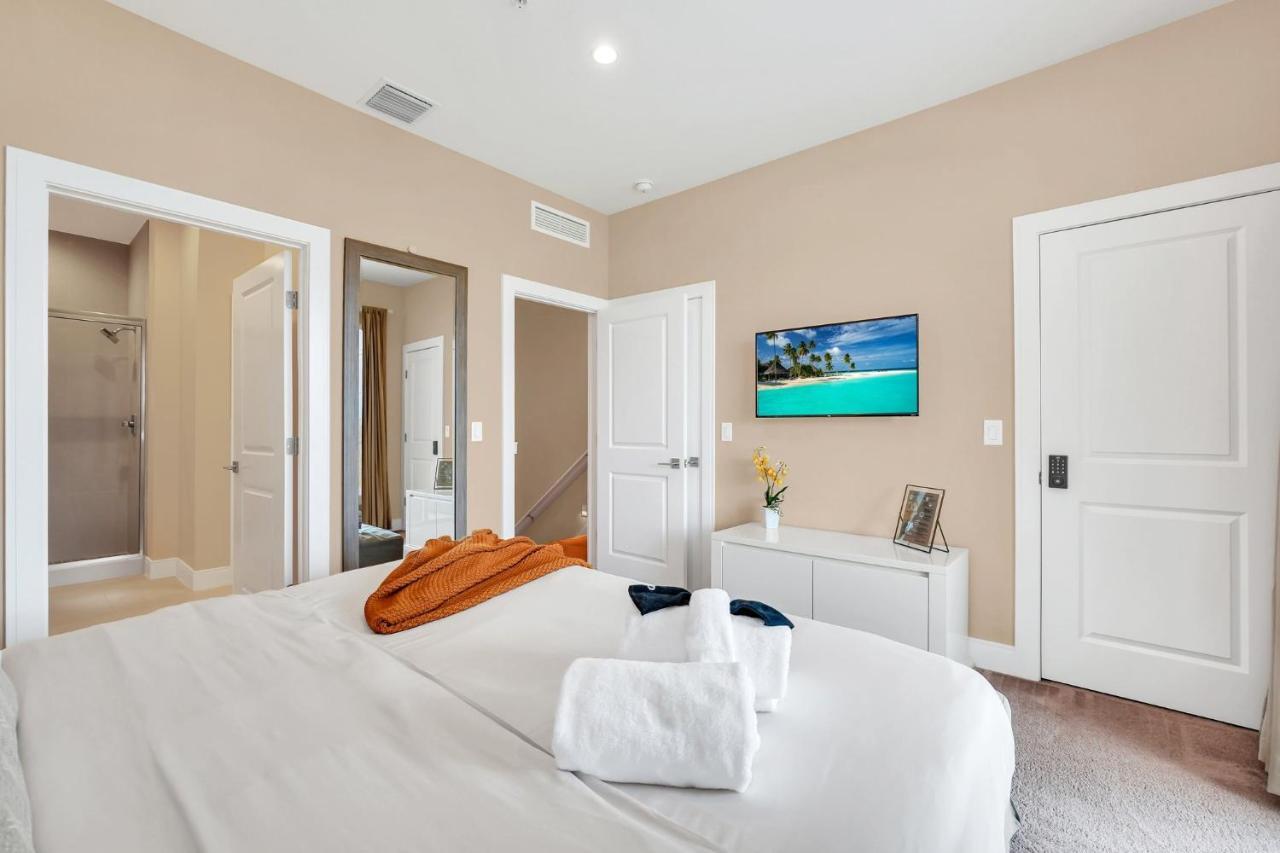 Luxury Villa Less Than A Mile From Disneyworld -Bonus Elevator- Орландо Экстерьер фото